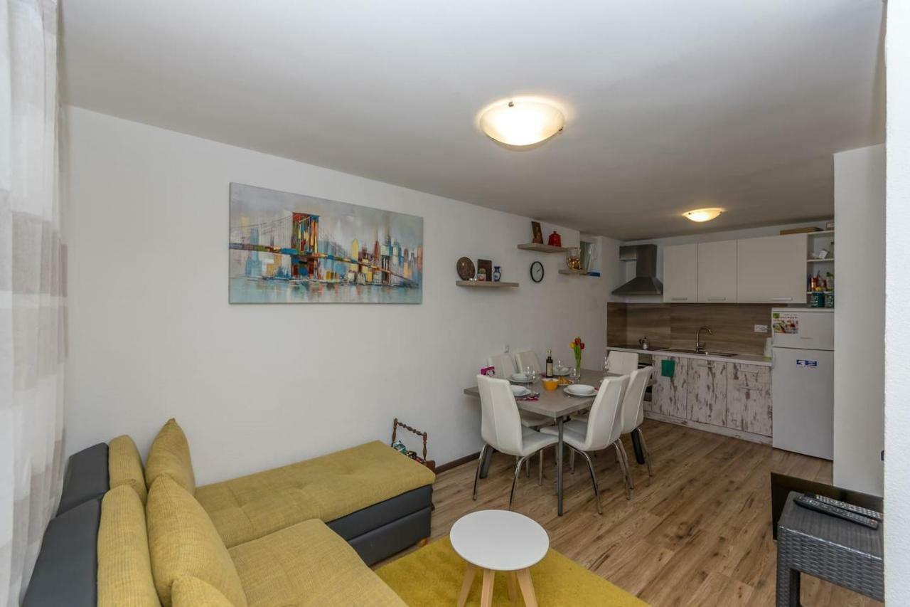 Dalmatinska Kuca Blanka Villa Kaštela Exterior foto