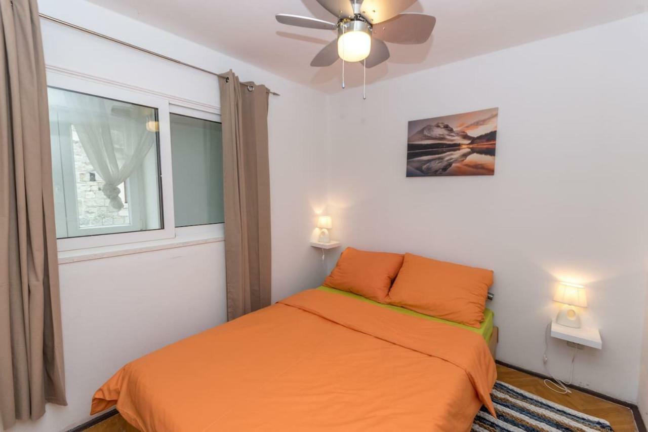 Dalmatinska Kuca Blanka Villa Kaštela Exterior foto