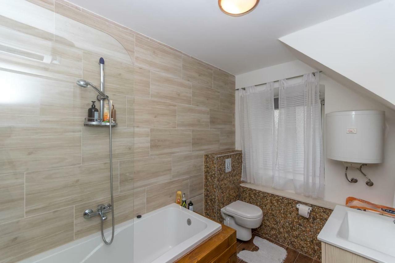 Dalmatinska Kuca Blanka Villa Kaštela Exterior foto
