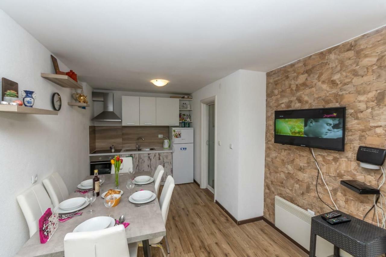 Dalmatinska Kuca Blanka Villa Kaštela Exterior foto